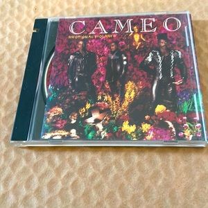 MUSIC CD: CAMEO